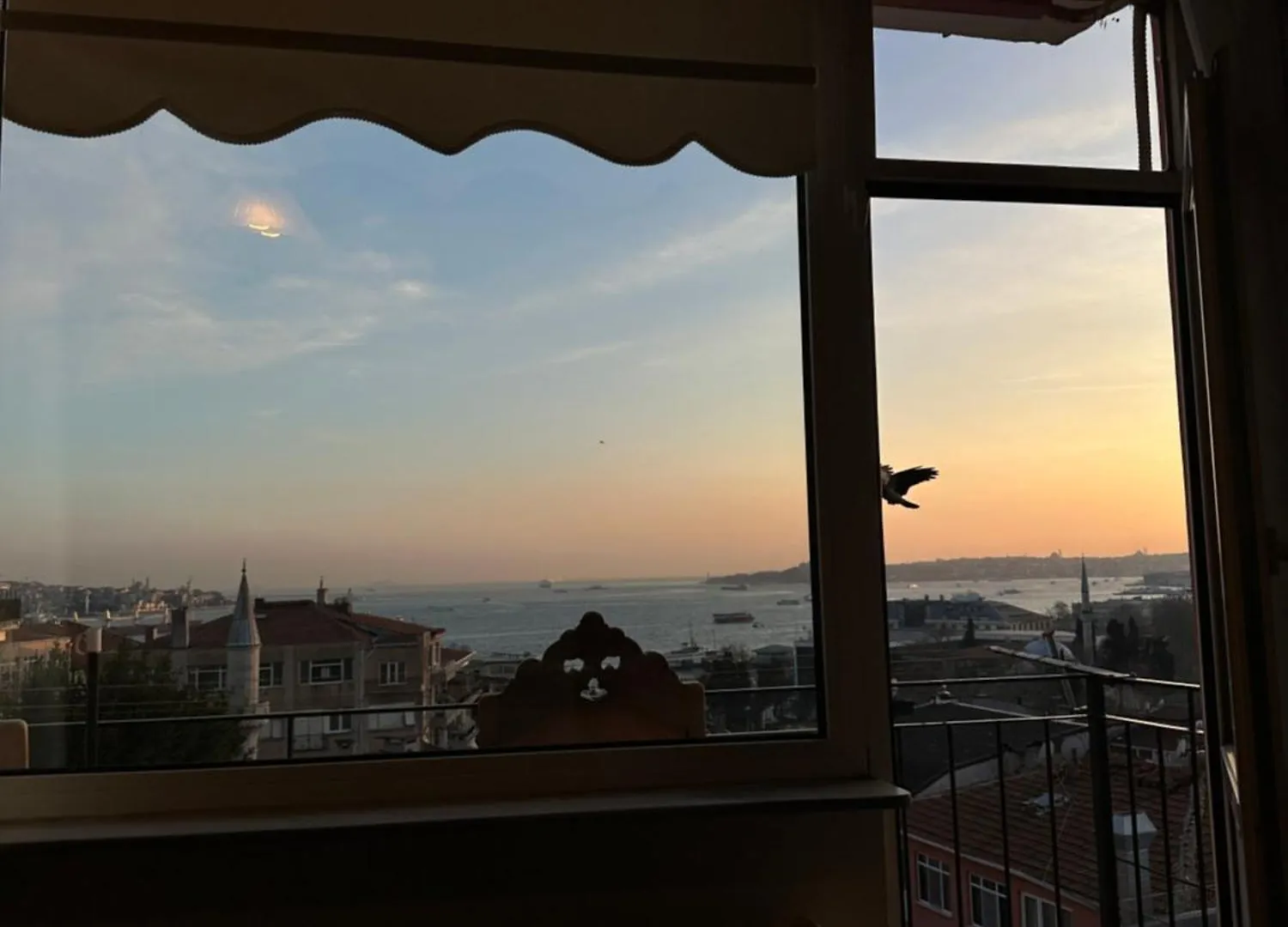 Romantic House With Bosphorus View Istanbul